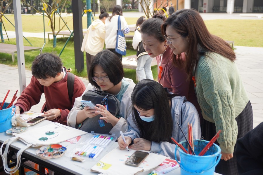 122cc太阳集成游戏